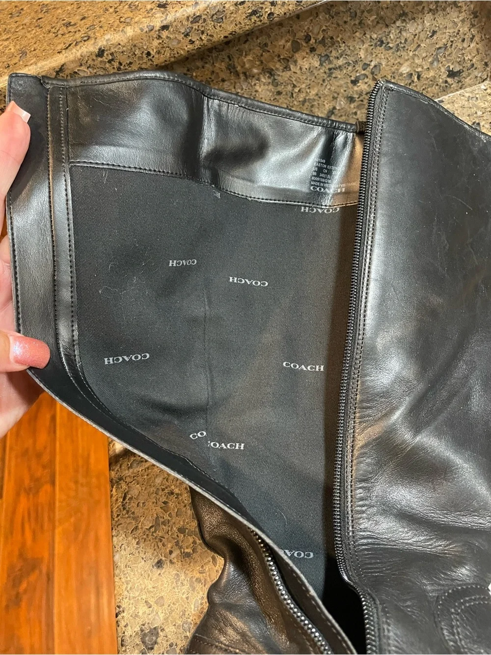 Coach Easton Black Calf Leather Tall Riding Boots Sz 9 Gold Accented Logo Buckle
